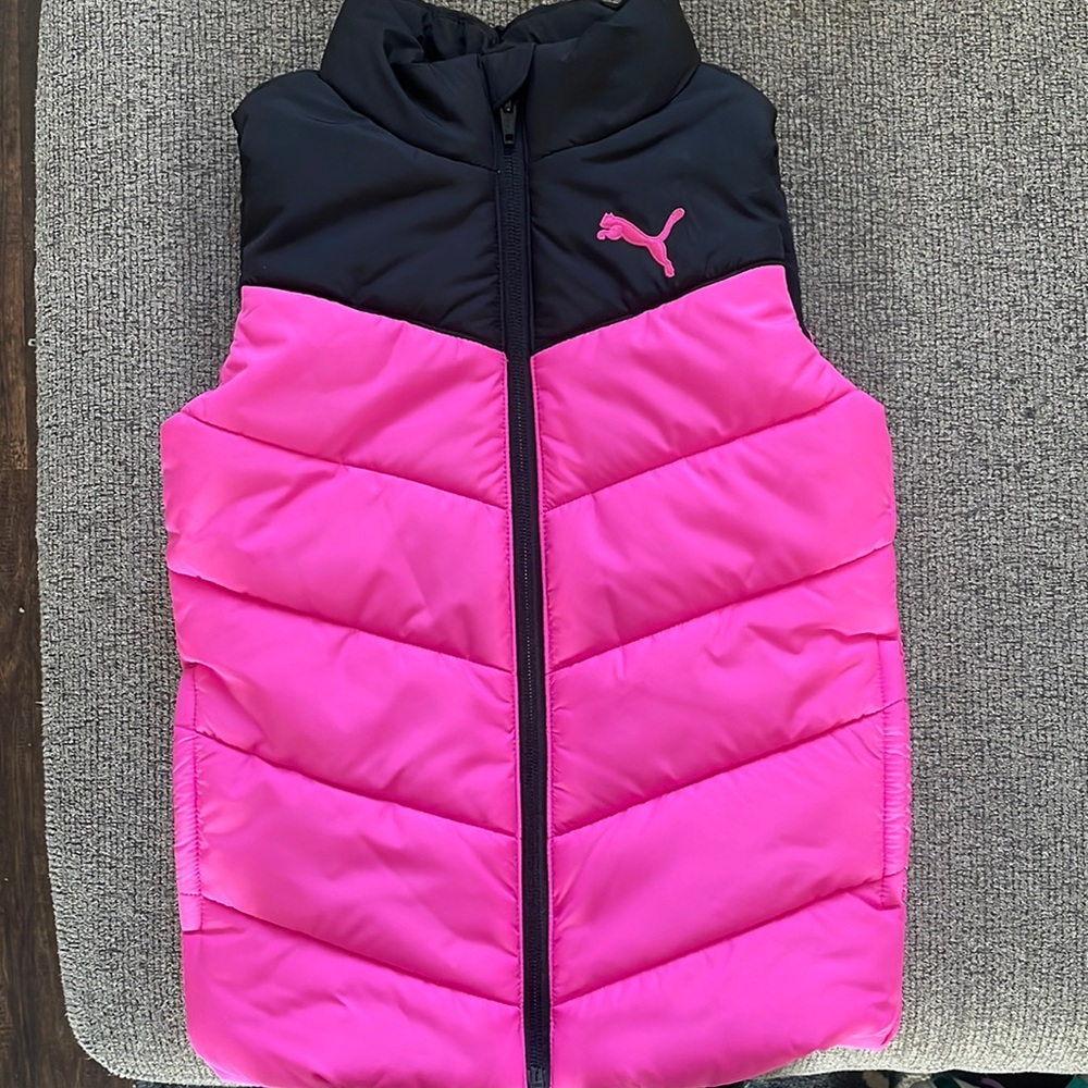 Puma Girls Black and Pink Puffer Zip Vest Size XS(5/6) NWT
